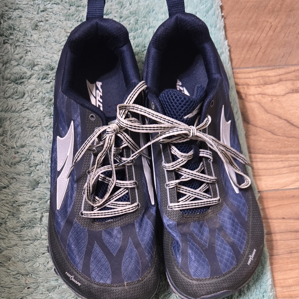 Altra Men's Superior Size 9.5